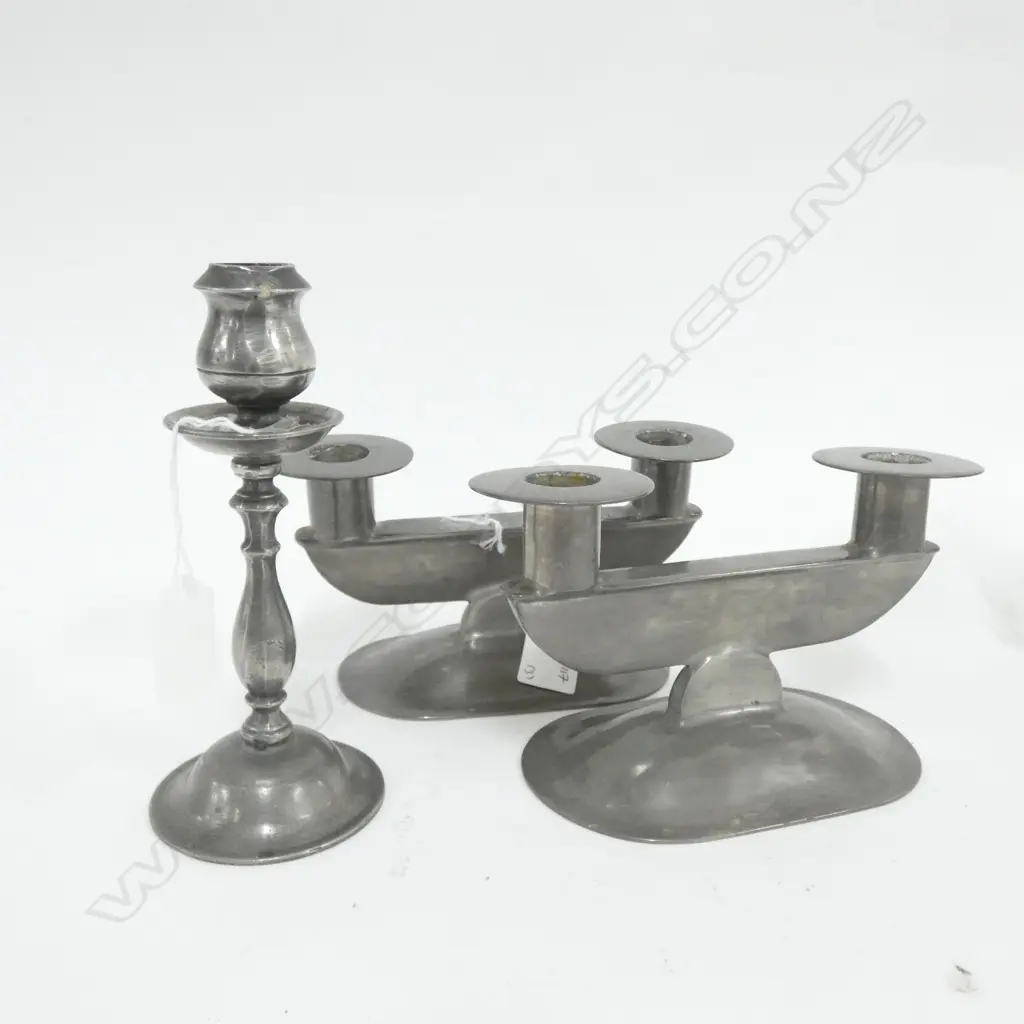 PAIR OF MEERSBURG PEWTER CANDLESTICKS + ONE H 180 MM Image 1++