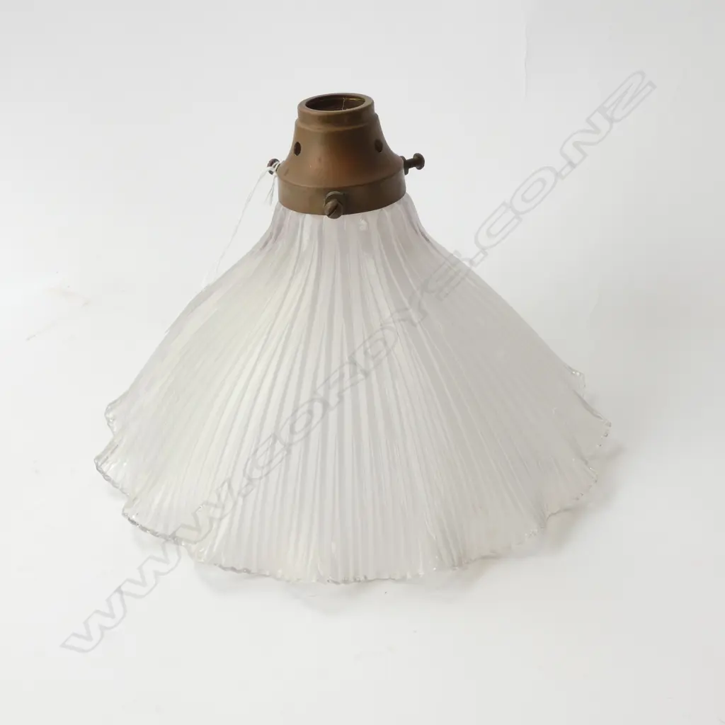 FLUTED GLASS LIGHT SHADE WITH ORIG. BRASS FITTING 265mm dia Image 1++