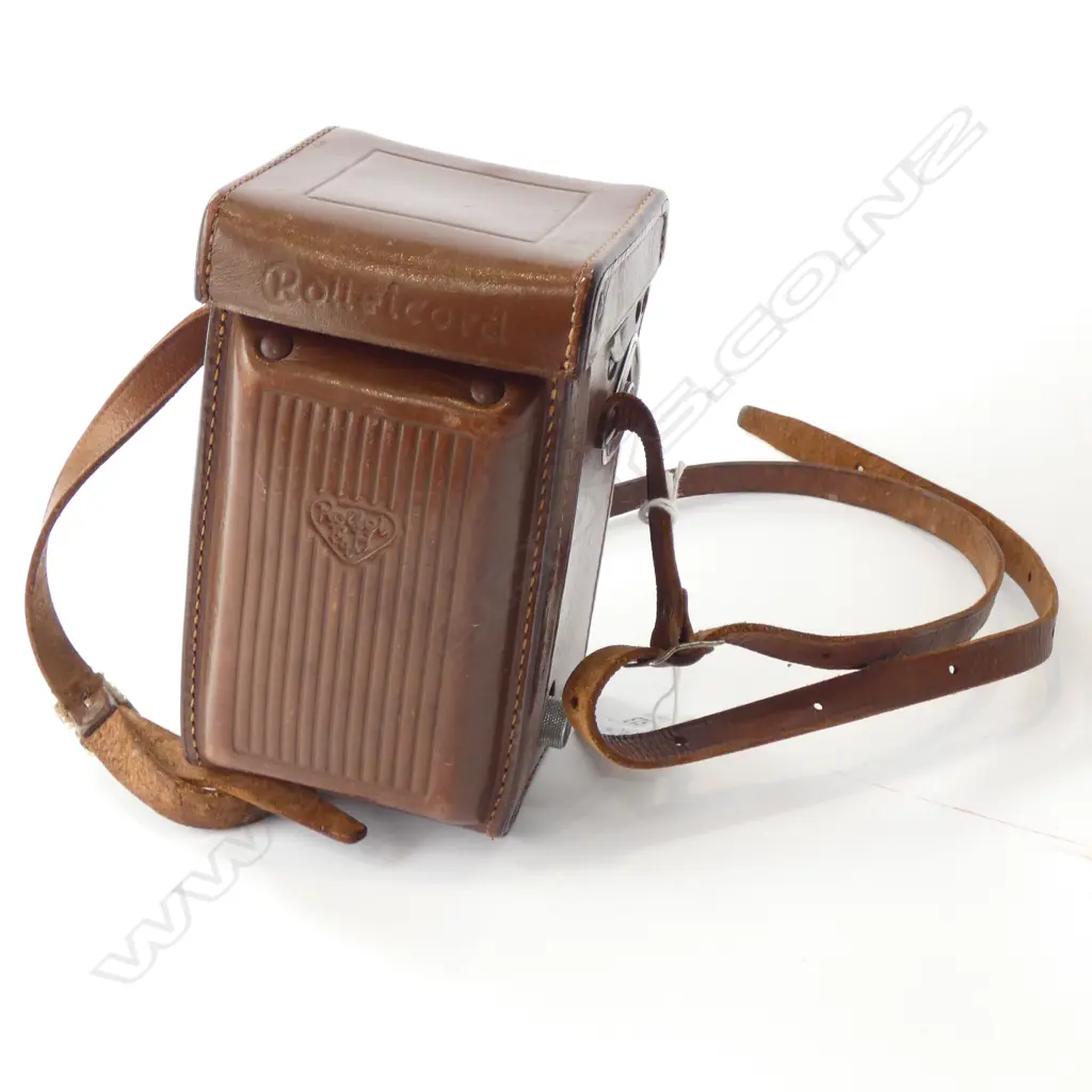 C.1952 ROLLEICORD III TLR CAMERA + LEATHER CASE & DUAL LENS CAP Image 1++