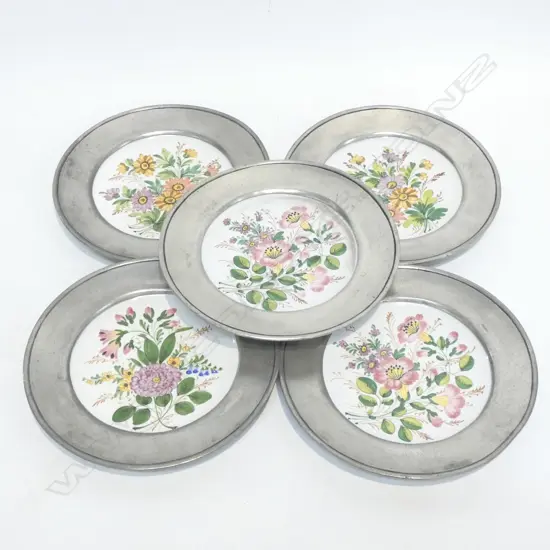 5 BASSANO HAND PAINTED WALL PLATES WITH PEWTER FRAMES DIA 220MM 