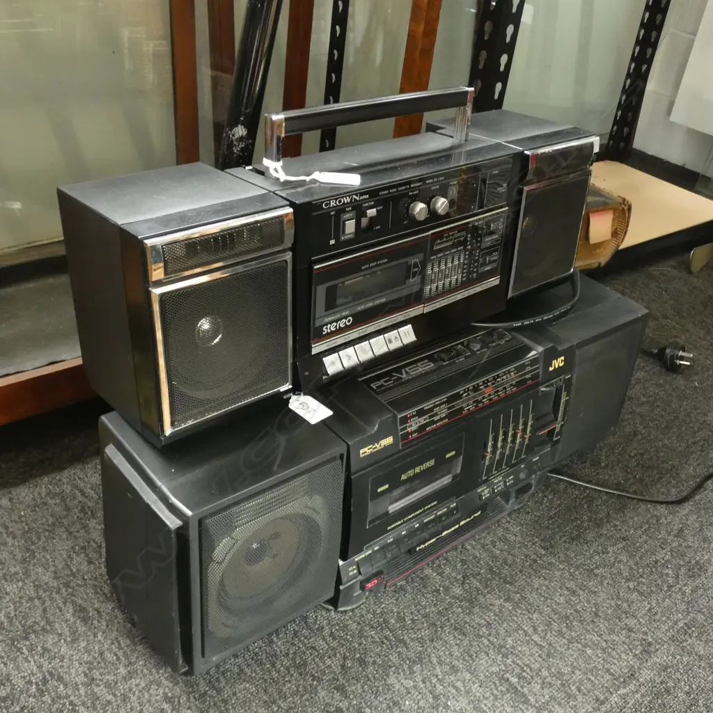 6 BOOMBOX STEREOS WORKING... Image 1++