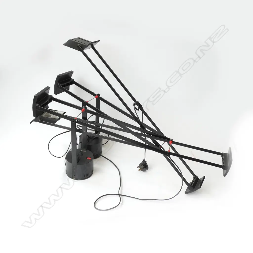PR CONTEMPORARY ARTEMIDE LAMPS Image 1++