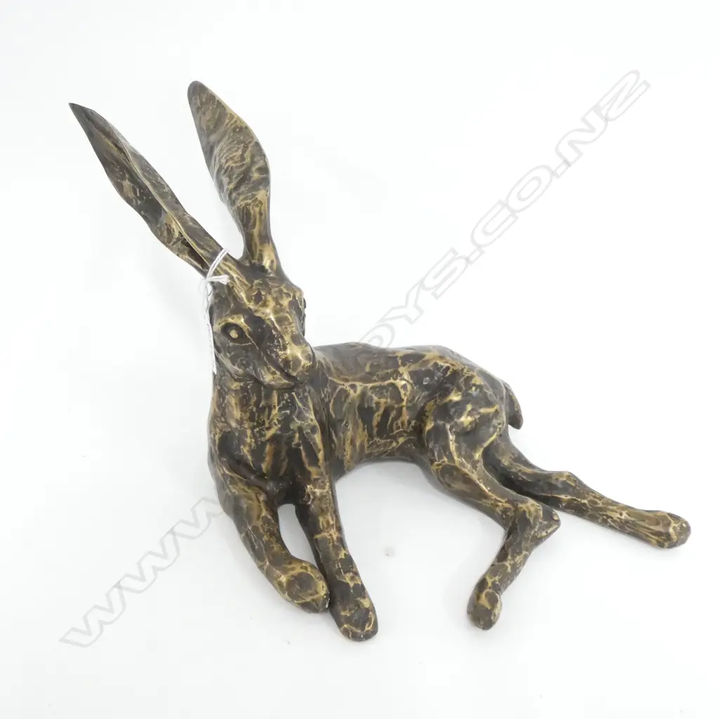 RECLINING HARE BRONZE w. BEATEN ANTIQUE FINISH W.300mm Image 1++