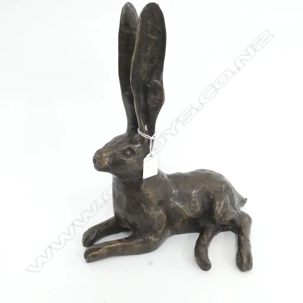 RECLINING HARE BRONZE WITH ANTIQUE FINISH H.315mm Image 1++