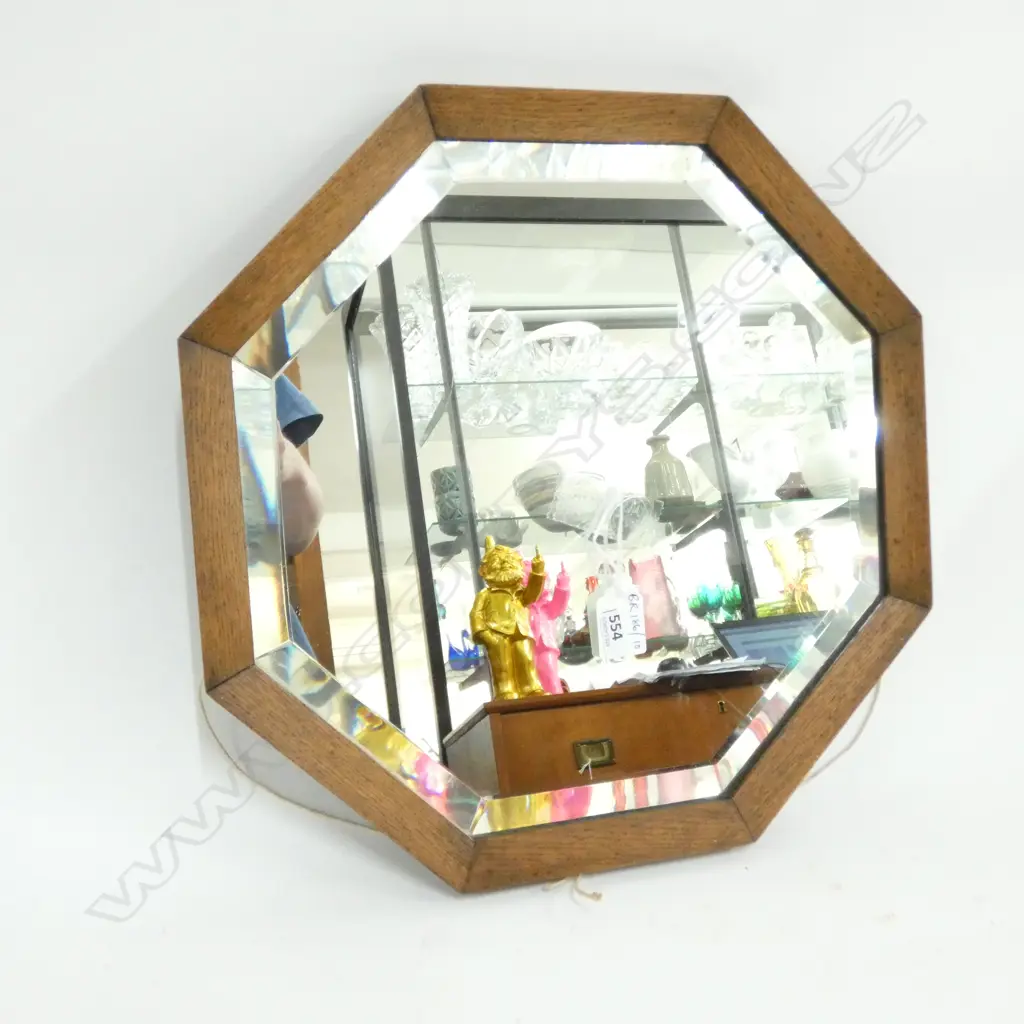 BEVELLED HEXAGONAL MIRROR OAK FRAME W. 365mm dia Image 1++