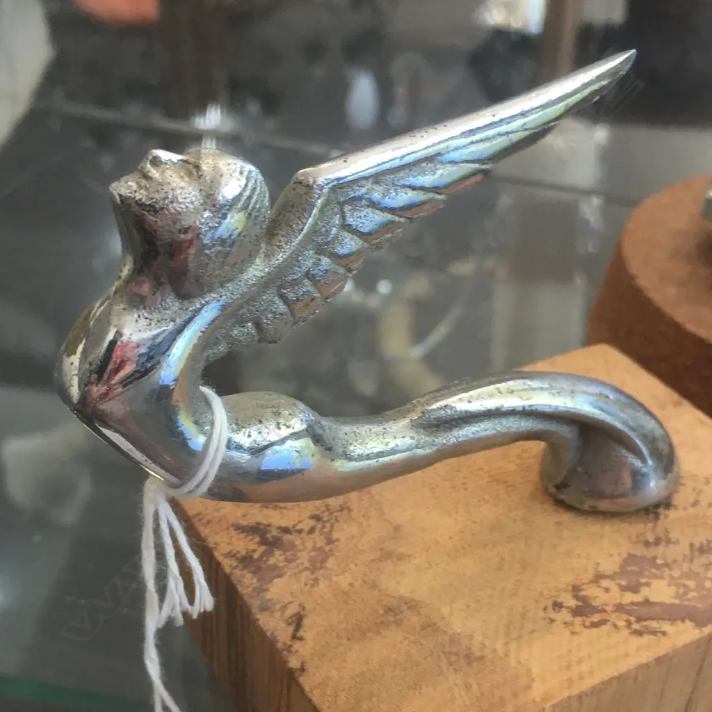 3 VINTAGE AUTOMOBILE MASCOTS METAL Image 1++