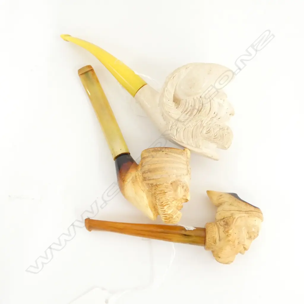 3 ASST MEERSCHAUM PIPES Image 1++