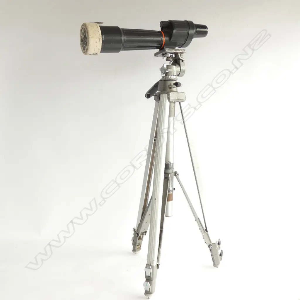 VELBON TRIPOD + SPOTTERS SCOPE Image 1++