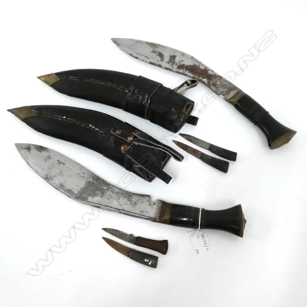 PR GURKHA KNIVES IN SCABBARDS L.415mm Image 1++