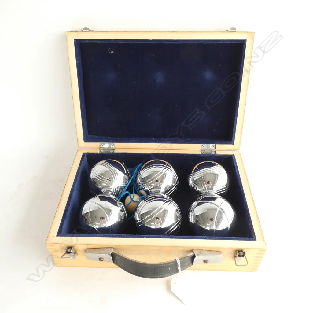 CASED SET 6 BOULES L.285mm Image 1++