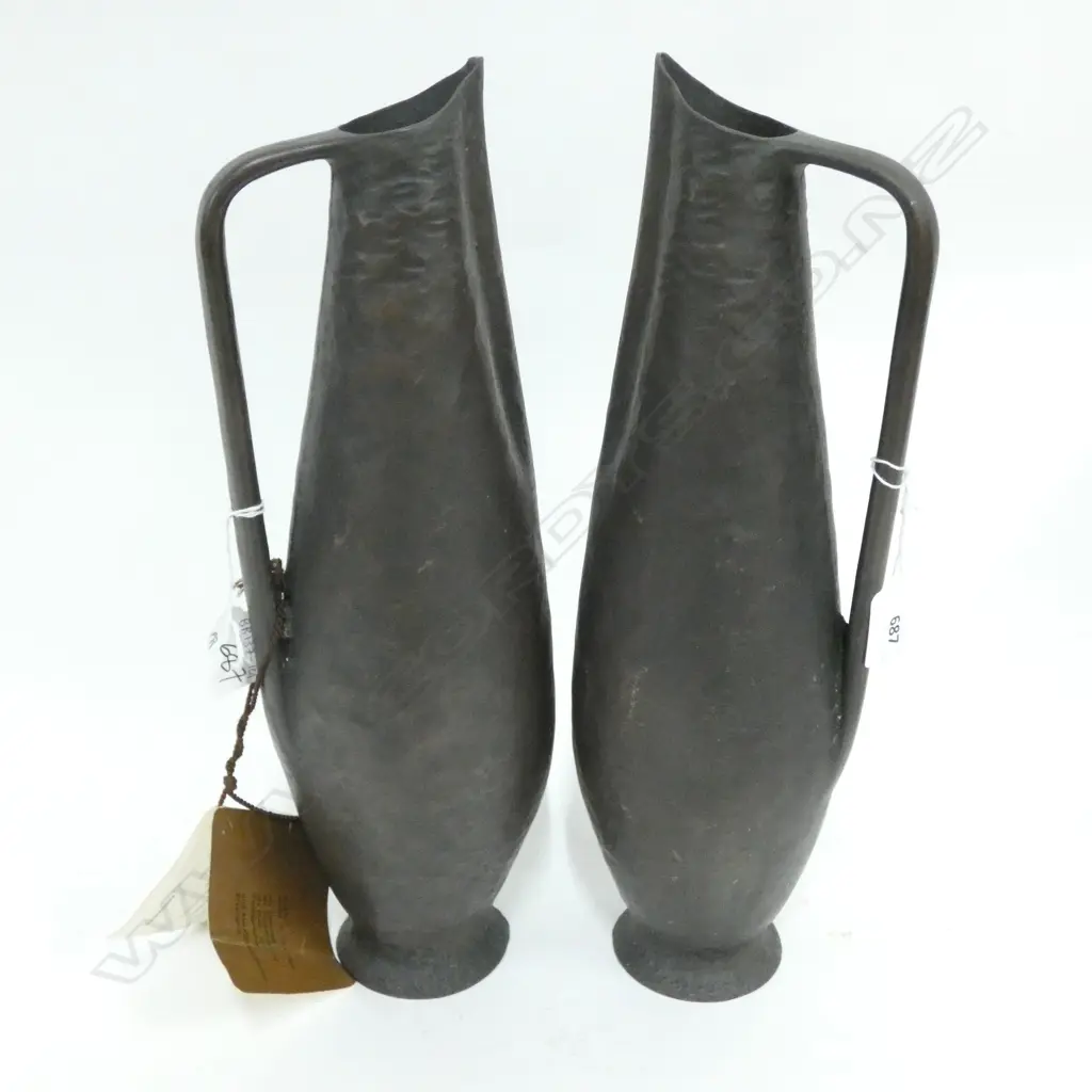 PR LG VERY HEAVY GERMAN METAL EWERS - H. 380MM (SWING TAG ATTACHED TO ONE) Image 1++
