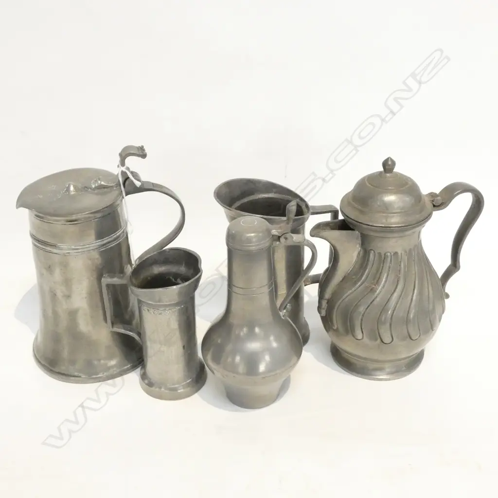 FIVE OLD PEWTER PIECES; TWO MEASURES; TANKARD  PLUS TWO JUGS Image 1++