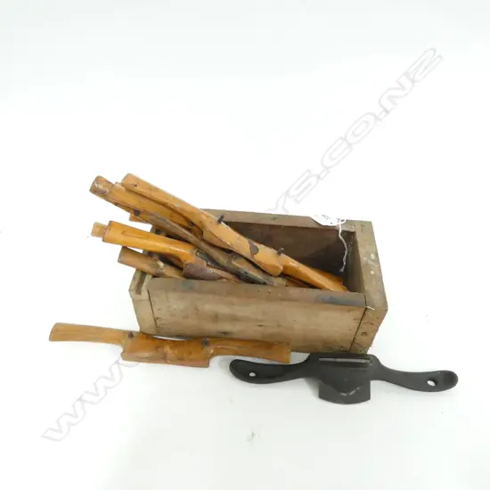SPOKE SHAVERS