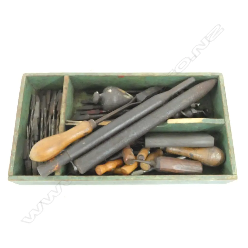 CASE OF AUGERS & ASSORTED TOOLS Image 1++
