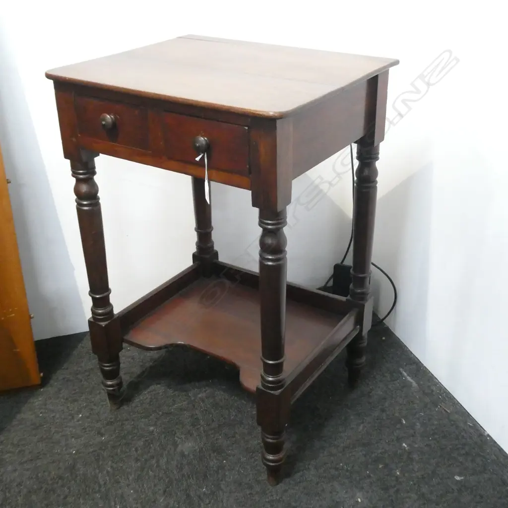 VICTORIAN MAHOGANY SIDE TABLE... Image 1++