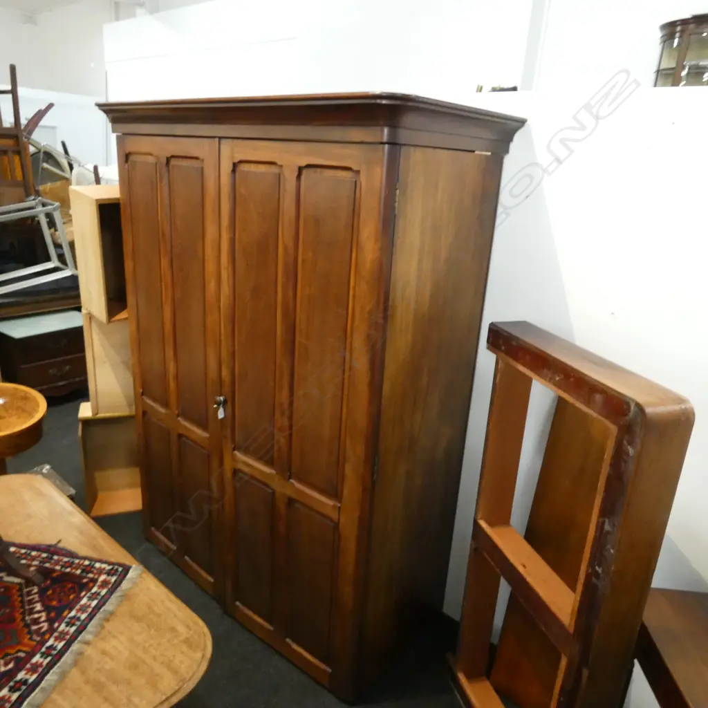 VICTORIAN WARDROBE... Image 1++