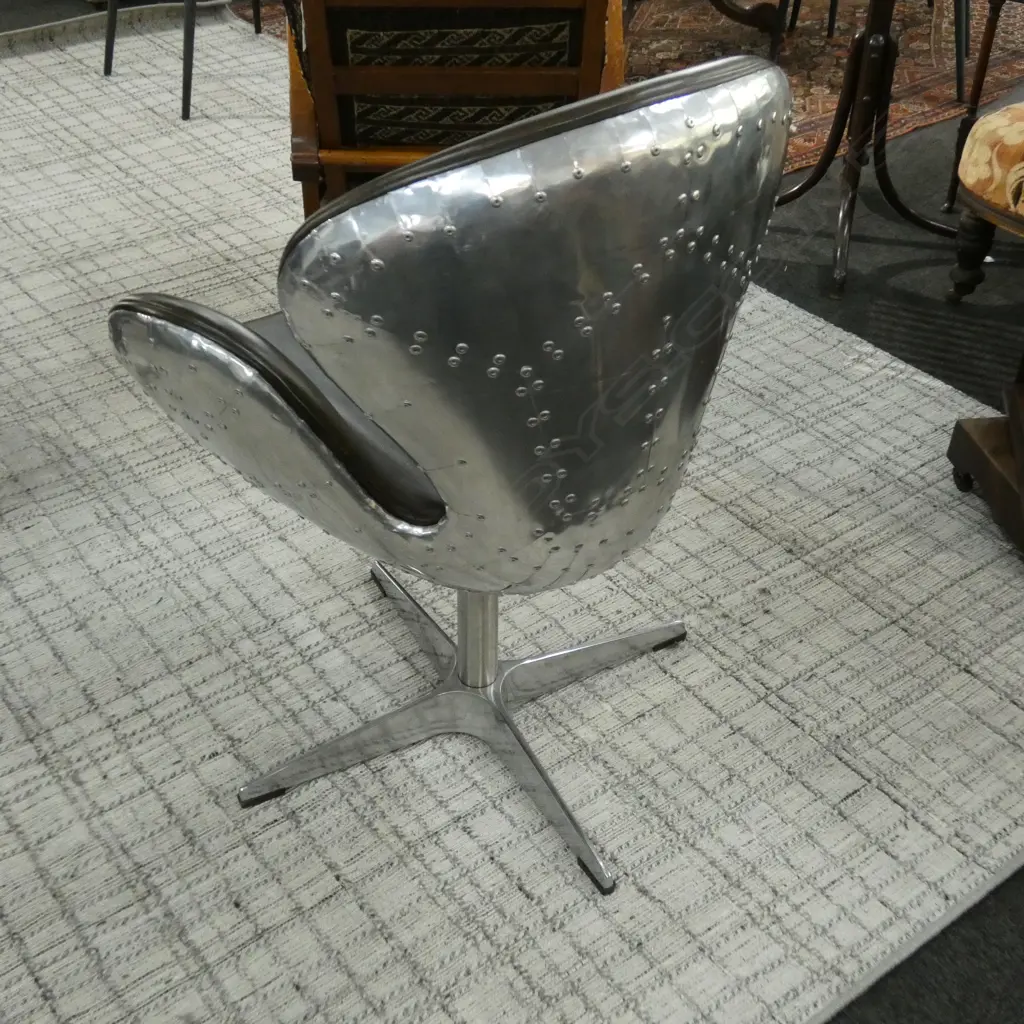 AVIATOR STYLE MODERN CHAIR  Image 1++