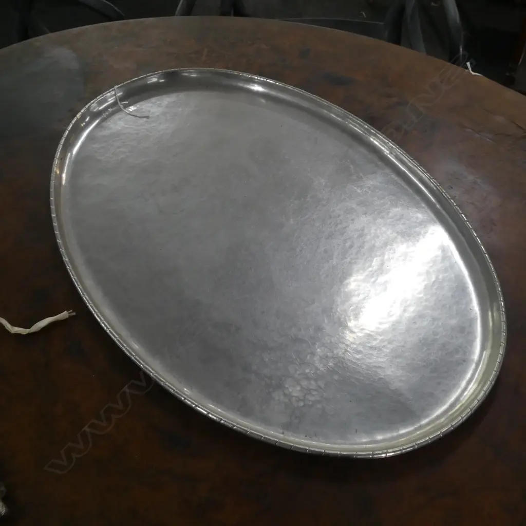 LARGE OVAL METAL TRAY L.685mm Image 1++