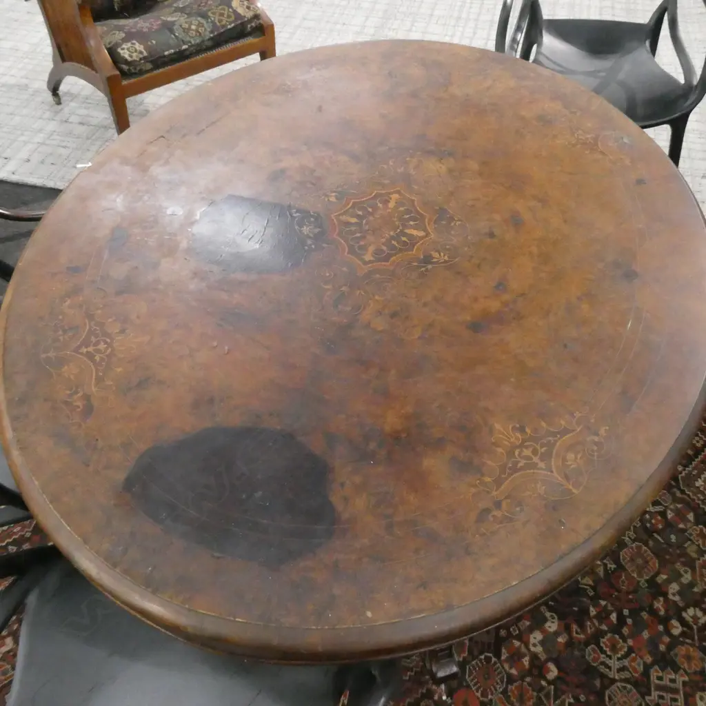 OVAL VICTORIAN LOO TABLE... Image 1++