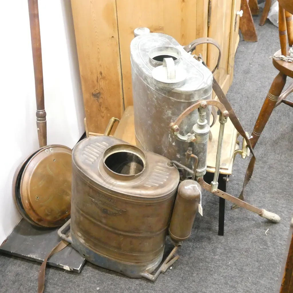2 COPPER AND BRASS BACK PACK SPRAYERS Image 1++