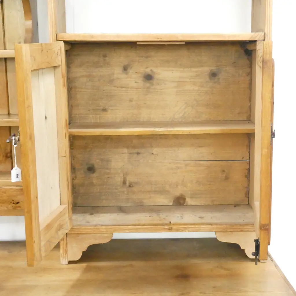 VICTORIAN COUNTRY PINE SMALL CABINET... Image 1++