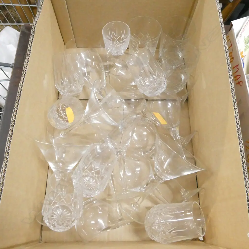 BOX LOT ASST. GLASSES  Image 1++