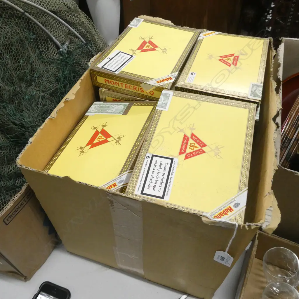 APPROX 28 EMPTY HABANA CIGAR BOXES Image 1++