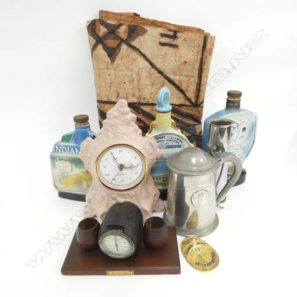 BOX LOT BOTTLES, TAPA, TANKARD ETC Image 1++