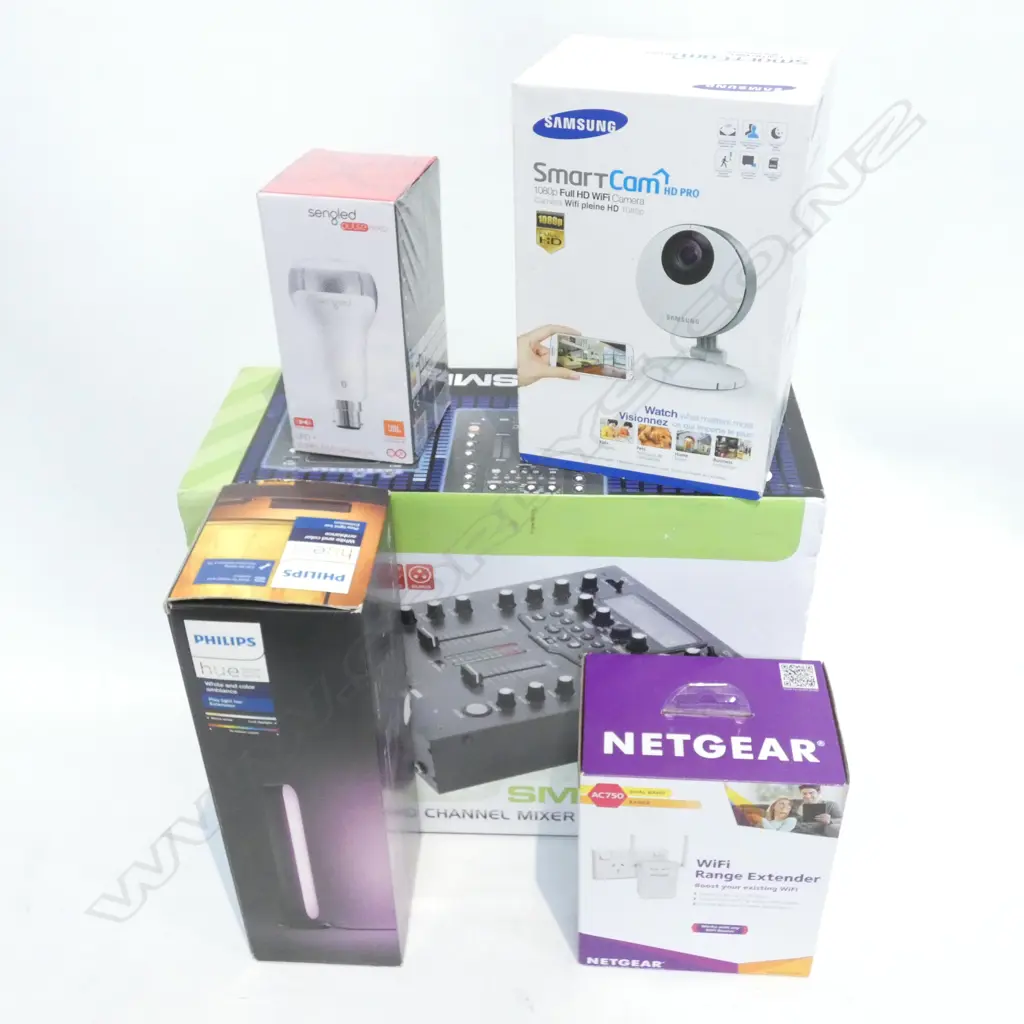 BOX LOT ASST. TECHNOLOGY; HUE LIGHT BAR, LED WIRELESS SPEAKER, WIFI EXTENDER, CAMERA ETC Image 1++