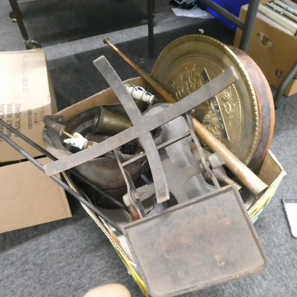ASST BRASS /SCALES /HORN ETC Image 1++