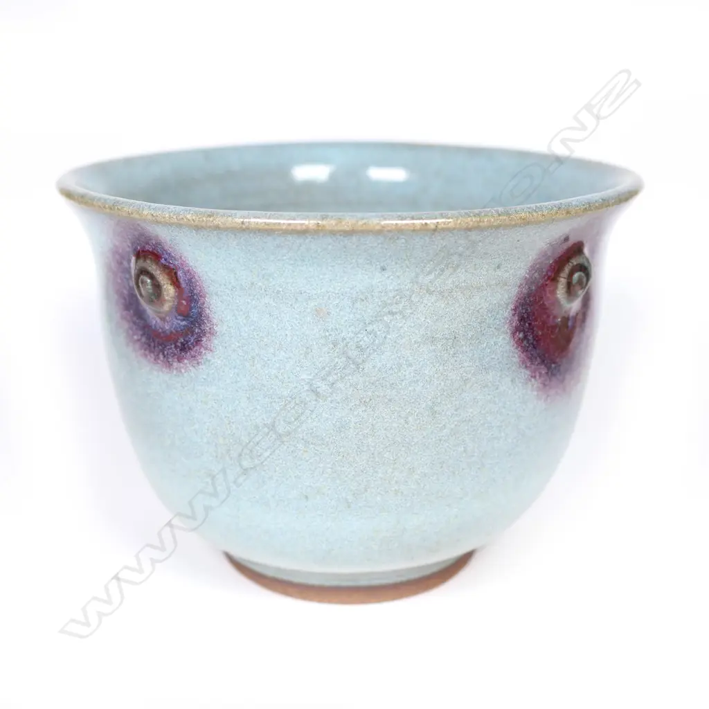 Graeme Storm stoneware bowl Image 1++