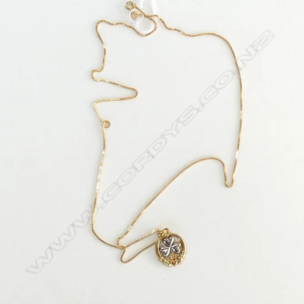 9CT GOLD PENDANT AND CHAIN 2.61gm Image 1++