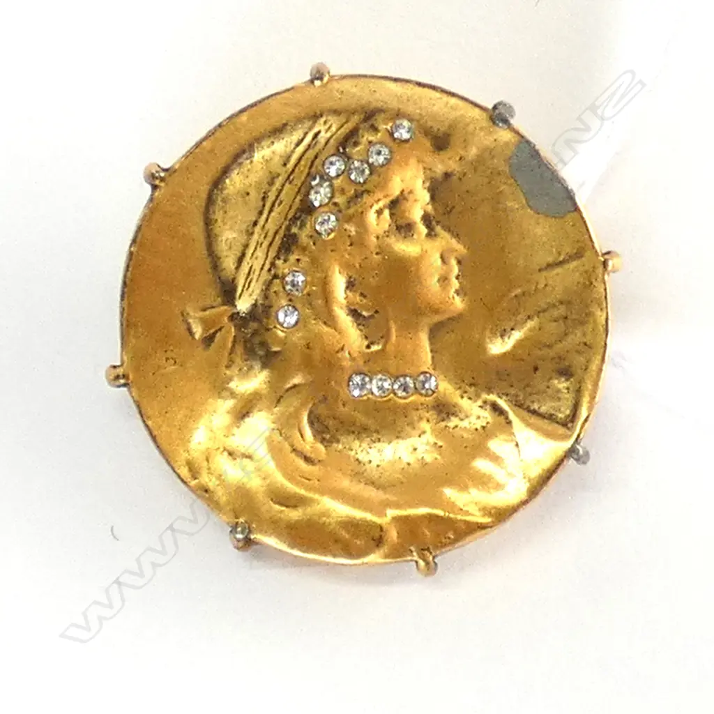 GOLD PLATED MUSEUM COPY OF ROMAN COIN Image 1++