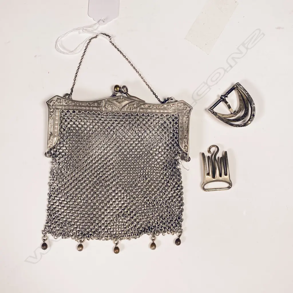 EP MESH PURSE + 2 BUCKLES Image 1++