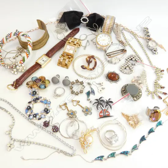 incl. Karen Walker brooch