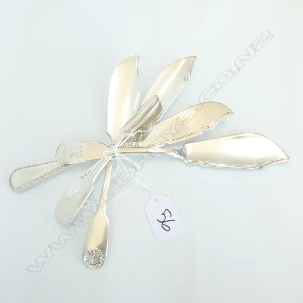 FIVE SILVER BUTTER KNIVES, LONDON & SHEFFIELD238.9GMS Image 1++