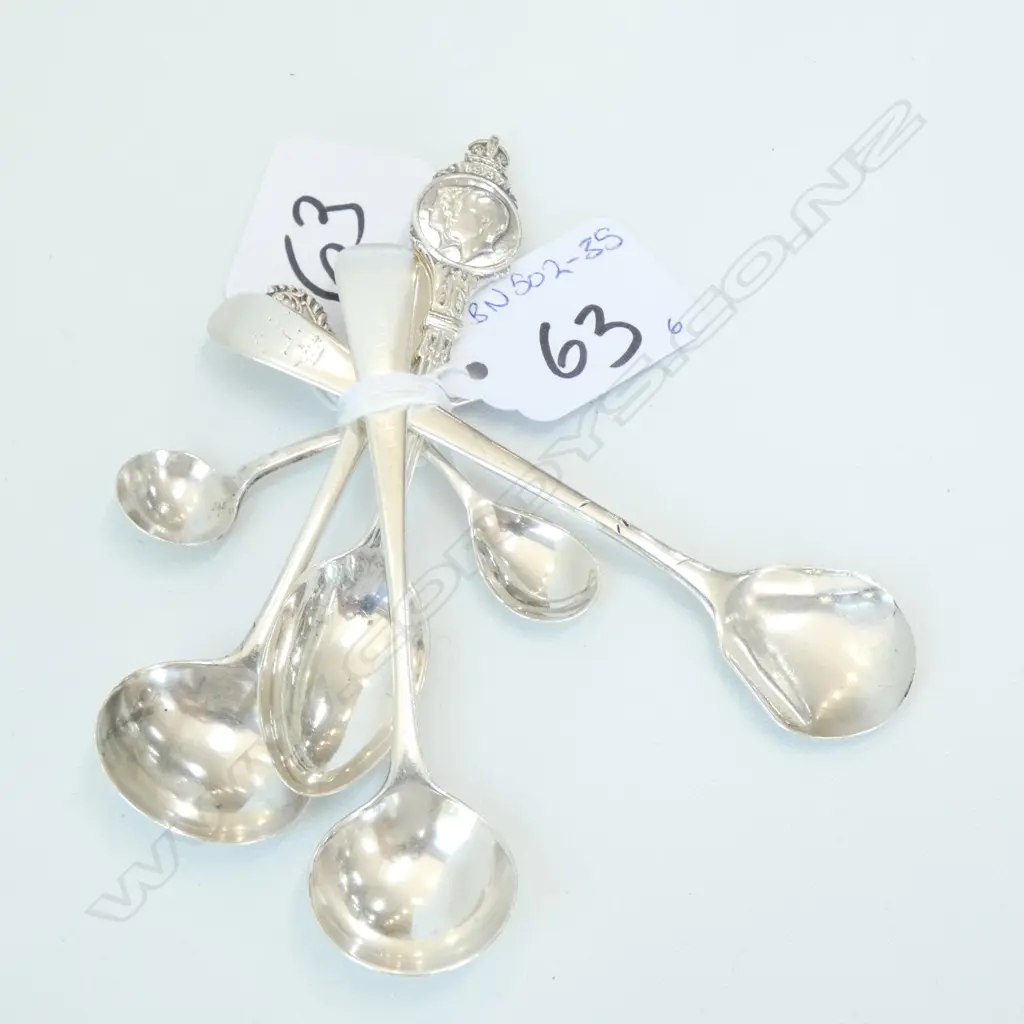 6 MISC SILVER SPOONS 41 GRAMS Image 1++