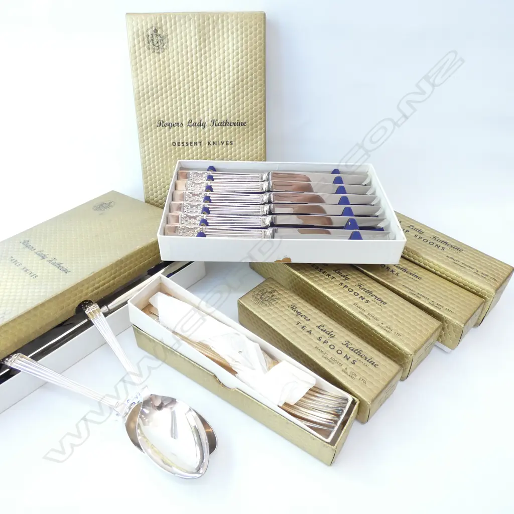 ASST BOXED ROGERS LADY KATHERINE CUTLERY Image 1++