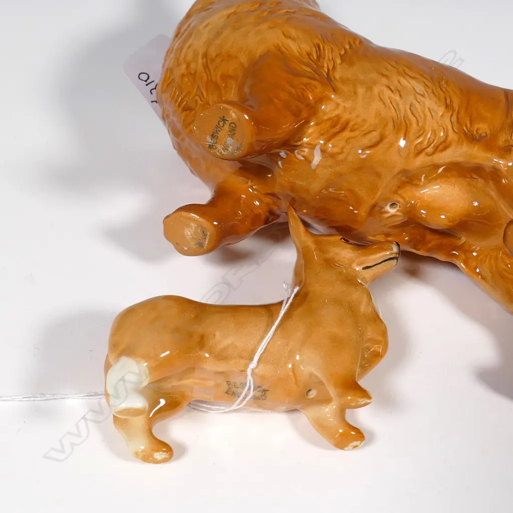 2 BESWICK STANDING CORGIS, LG H.135MM X 165MM & SM H.65MM X L.85MM Image 1++
