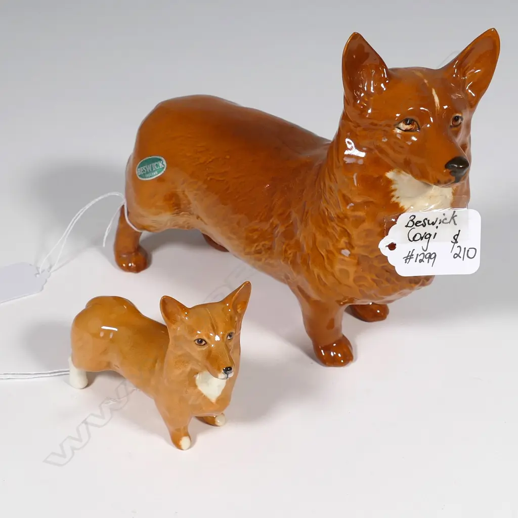2 BESWICK STANDING CORGIS, LG H.135MM X 165MM & SM H.65MM X L.85MM Image 1++
