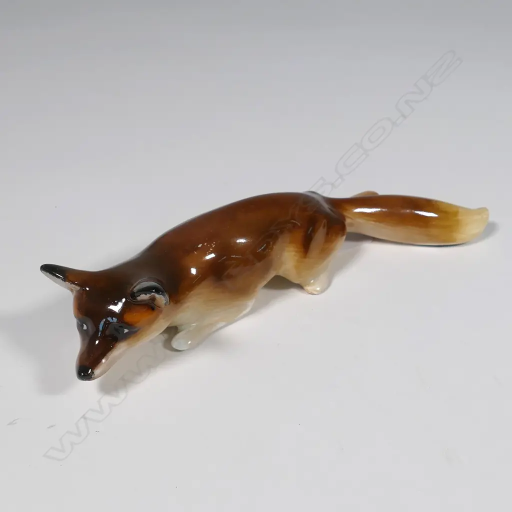 DOULTON STALKING FOX.  L.220mm AF Image 1++