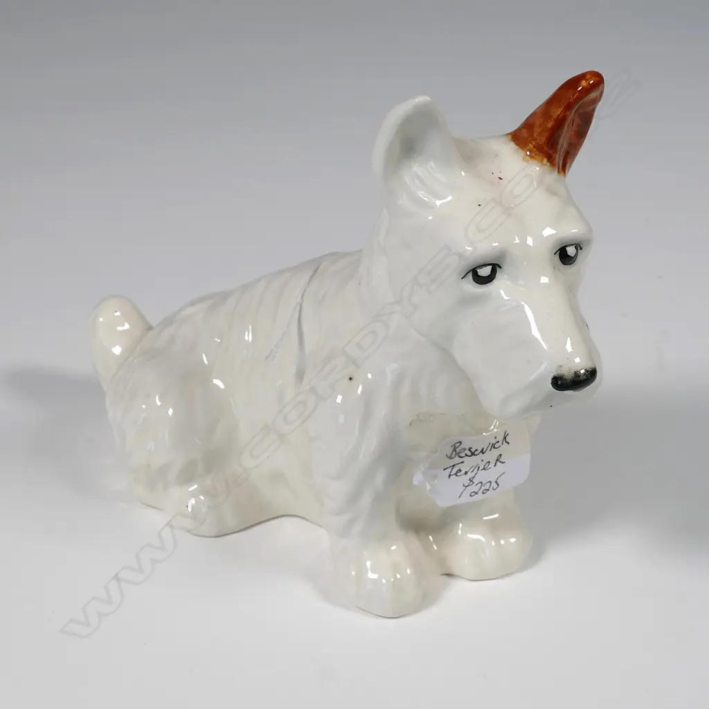 BESWICK SEATED TERRIER H.160MM Image 1++