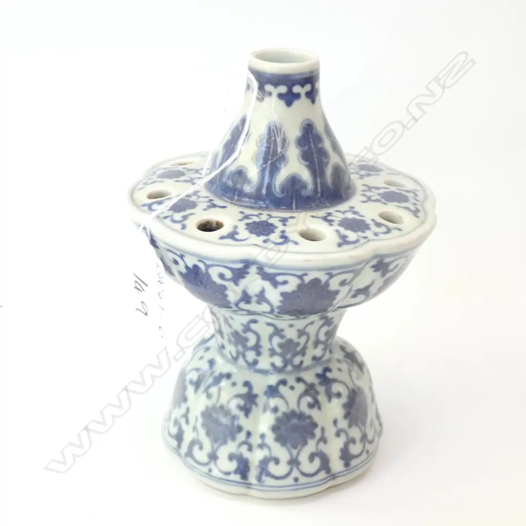 CHINESE BLUE & WHITE TULIP VASE H.145mm Image 1++