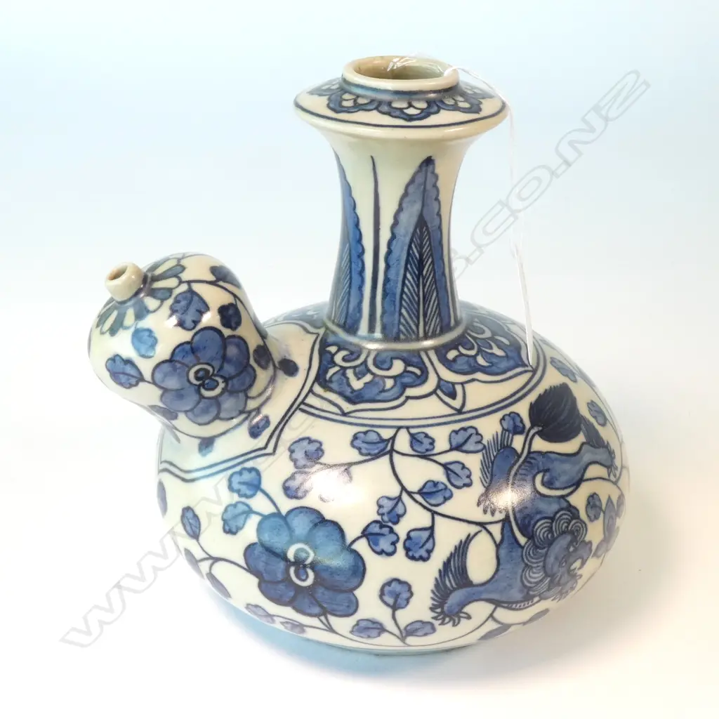 B&W PORCELAIN KENDI  Image 1++