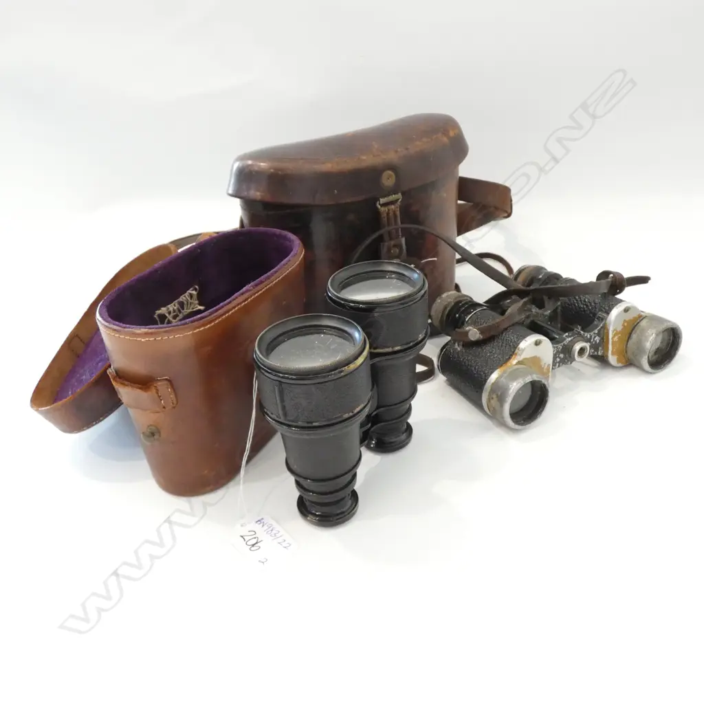 2 VINTAGE BINOCULARS Image 1++