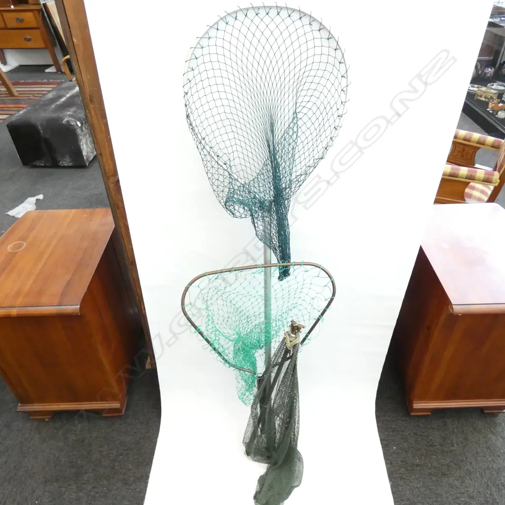 3 LANDING NETS; MCLEAN 450MM L, OTHER AND KEENETS Image 1++
