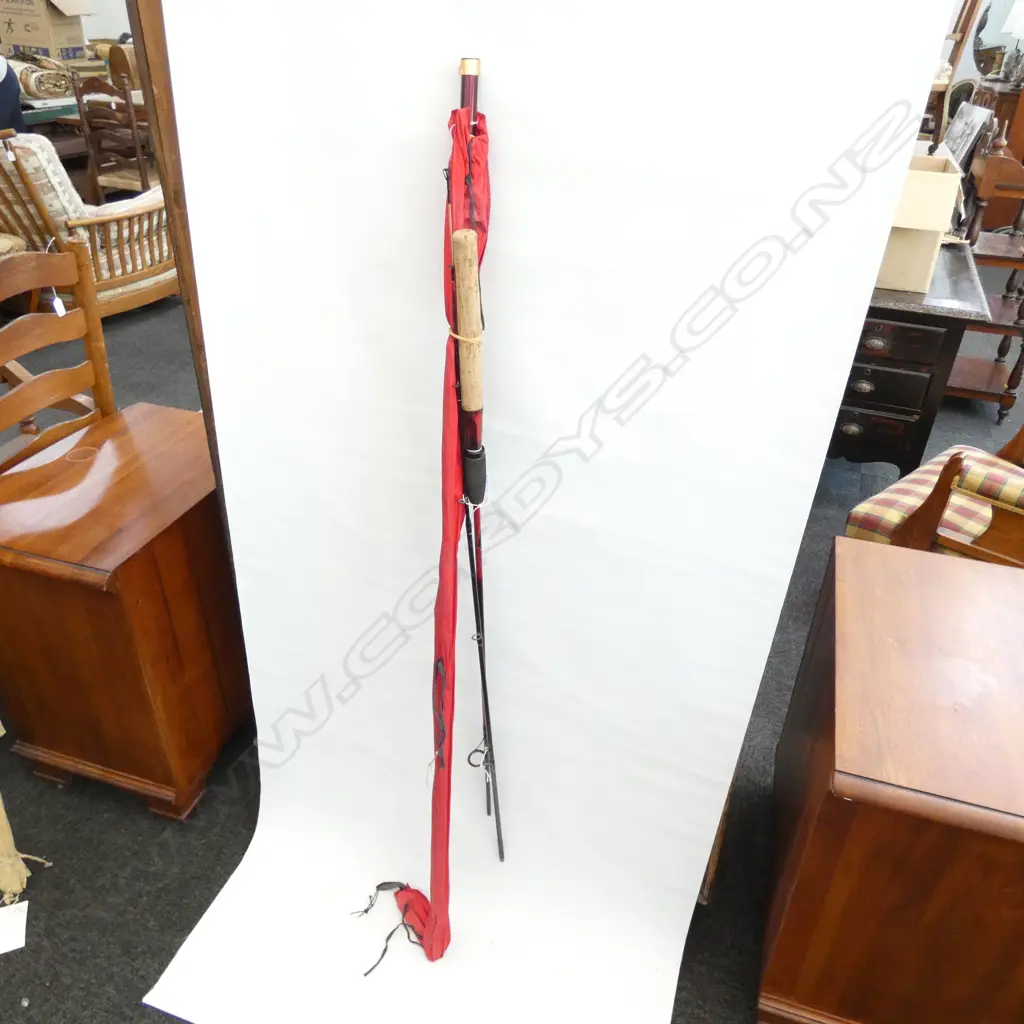 2 PCE KILWELL CUSTOMLINE 9'6'' PLUS SIGMA CIRRUS SHAKESPEARE GRAPHITE COMPOSITE '7'0'' SPINNER ROD Image 1++