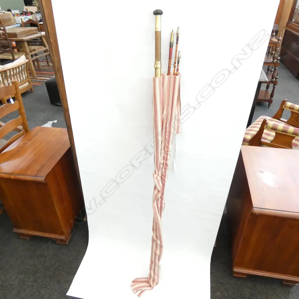 3 PCE SPLIT CANE ROD 'STEEL CENTRE' PLUS EXTRA TOP Image 1++