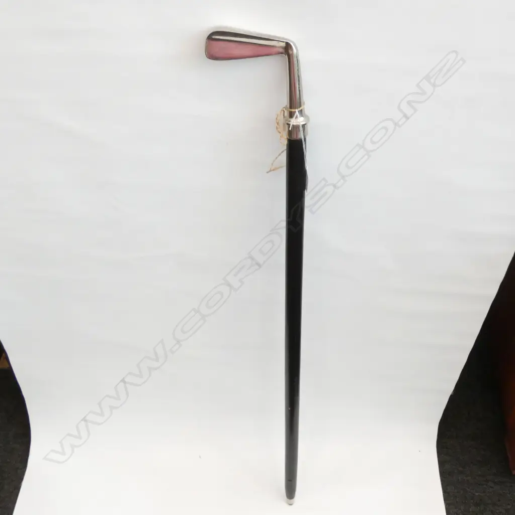 VINTAGE GOLF CLUB 950MM L Image 1++