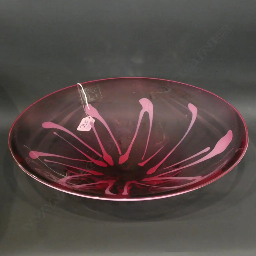 LYNDEN OVER H/BLOWN GLASS BOWL SIGNED D 340 MM Image 1++